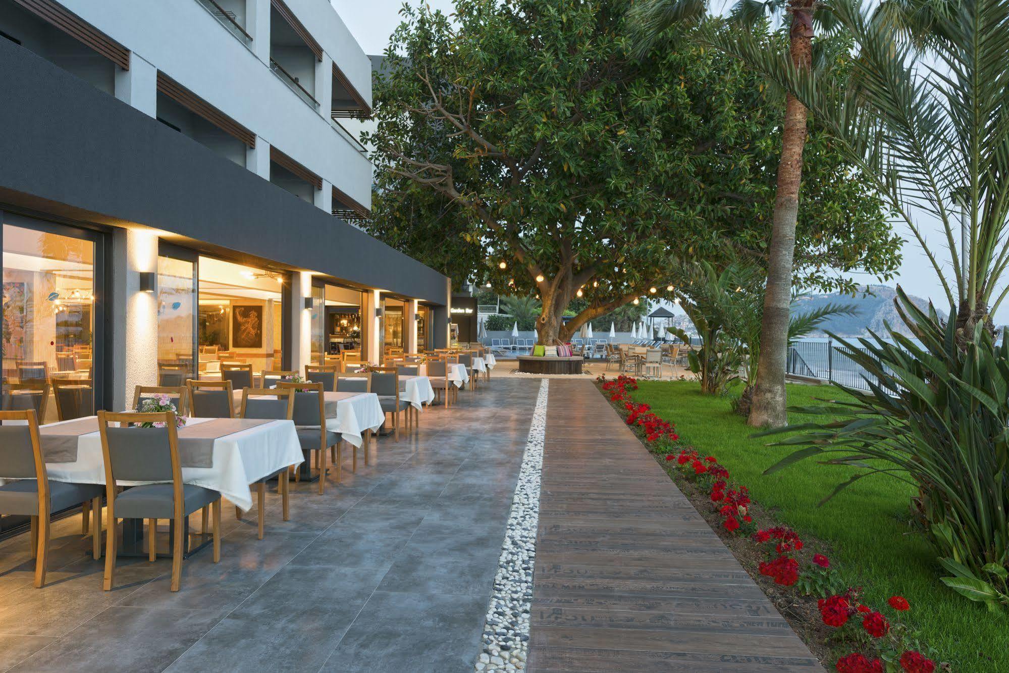 Floria Beach Hotel Alanya Exteriör bild